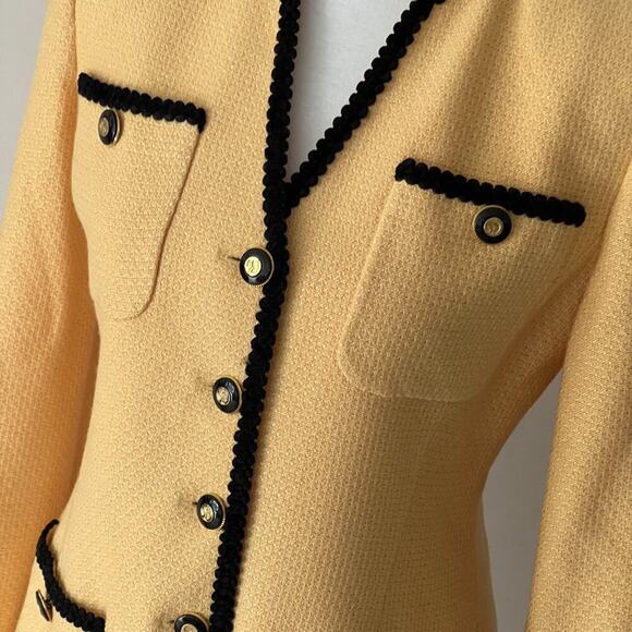 ST JOHN Vintage Suit Set 6 Small Blazer Skirt Knit Jacket Collection Classic - Picture 4 of 17